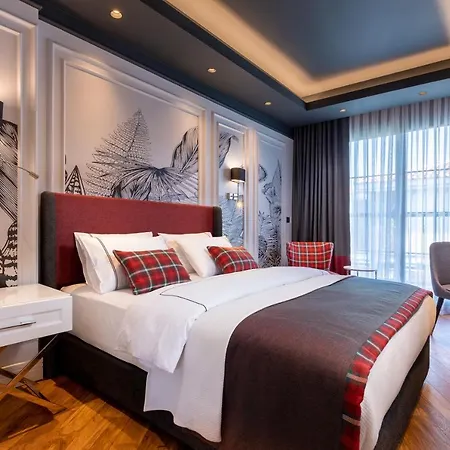 Motif Otel