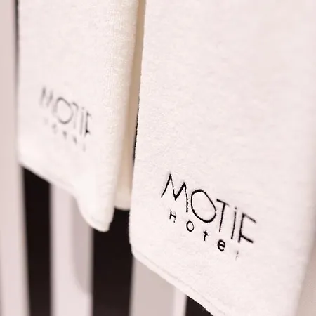 Motif Hotell *