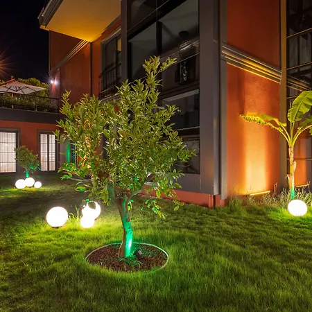 Motif Hotell *