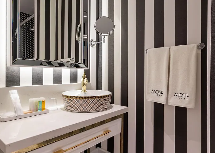 Hotel Motif